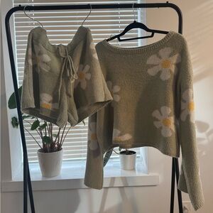 Sadie & Sage Daisy Knit Sweater Set in Green